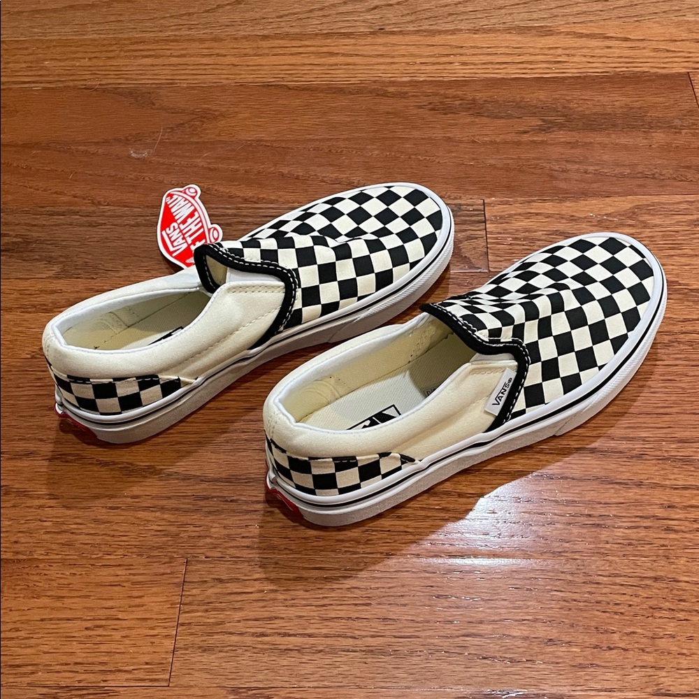 Vans Black and Cream Checkerboard Slip-Ons NWT size 2 - Picture 4 of 6